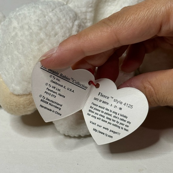 TY Fleece Beanie Baby Retired Lamb “Fleece” 1996 - Picture 6 of 8